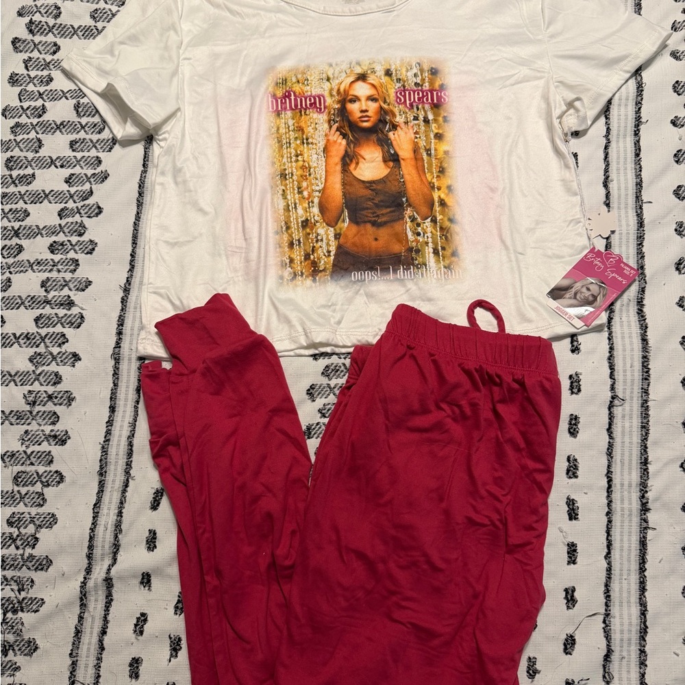 Britney Spears Graphic Tee with Pants Pajama Set- Size Small